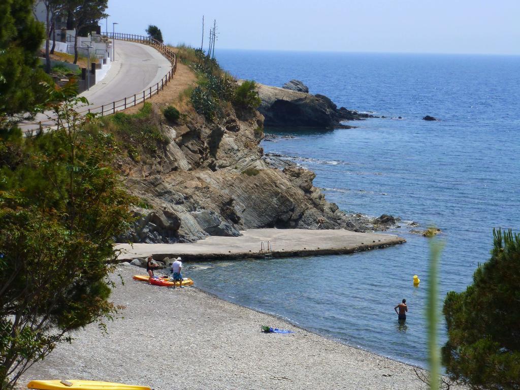 Apartment Rovellada Platja كولرا الغرفة الصورة